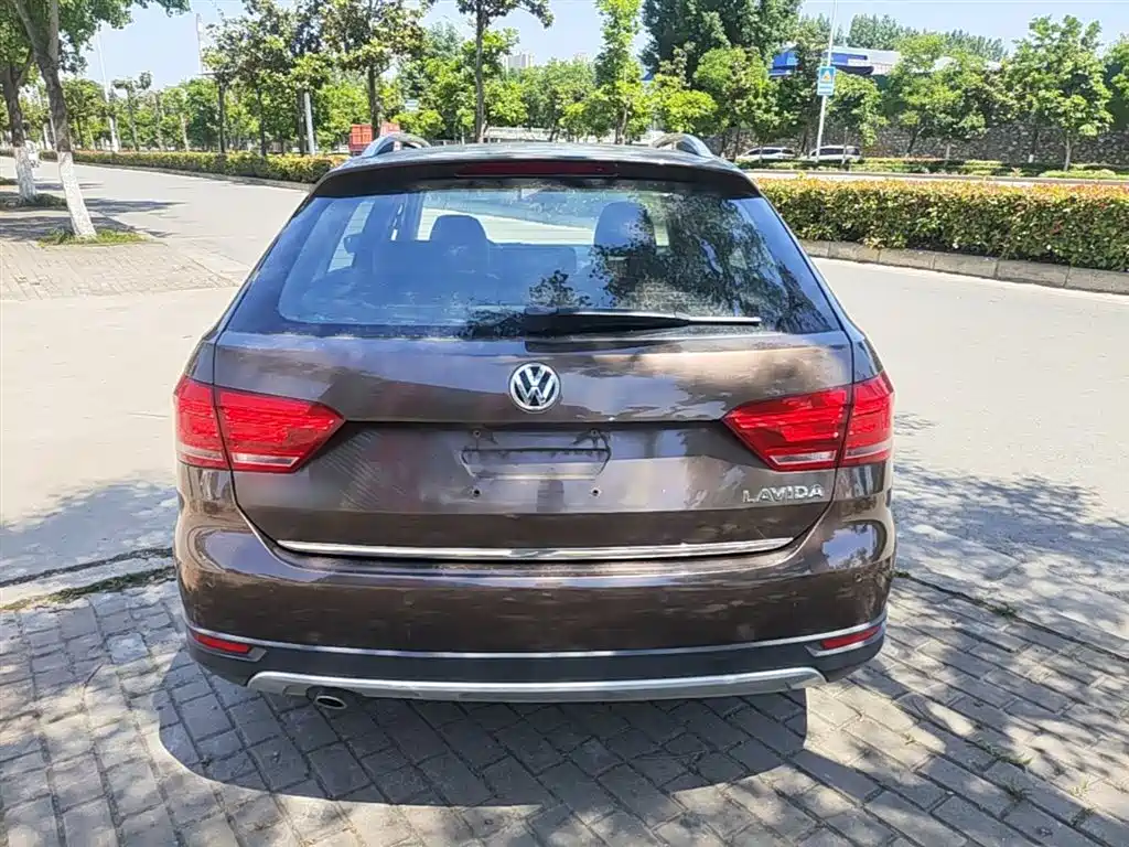 Volkswagen Gran Lavida 2014 1.6L Auto фото 6