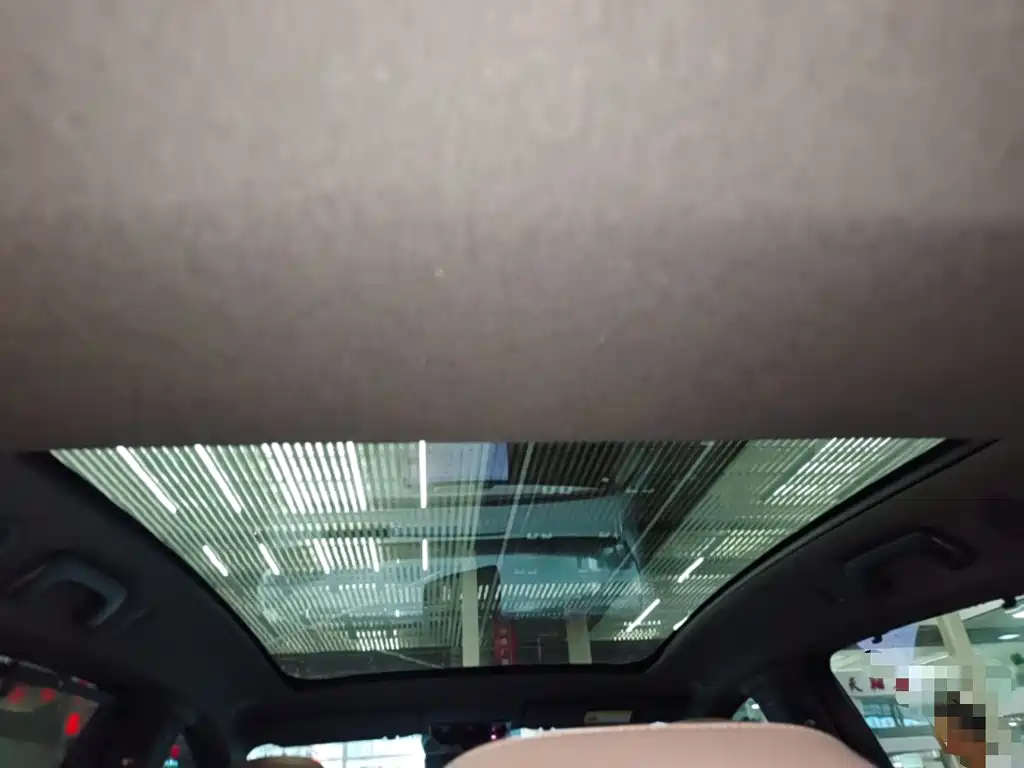 Li Auto i6 2026 2025 2WD Base Model