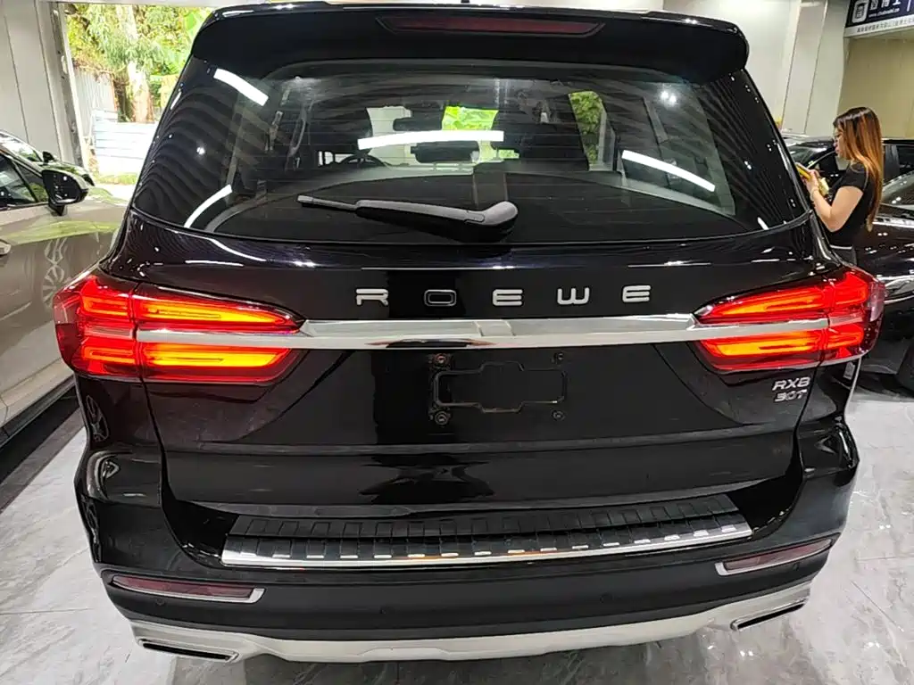 Roewe RX8 2018 2018 30T Internet-connected 2WD Ultimate Edition
