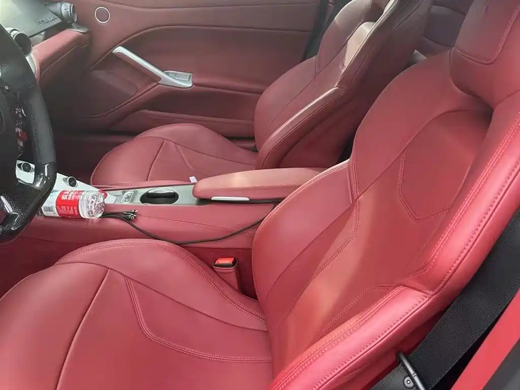 Ferrari F12berlinetta 2013 6.3L Standard фото 5