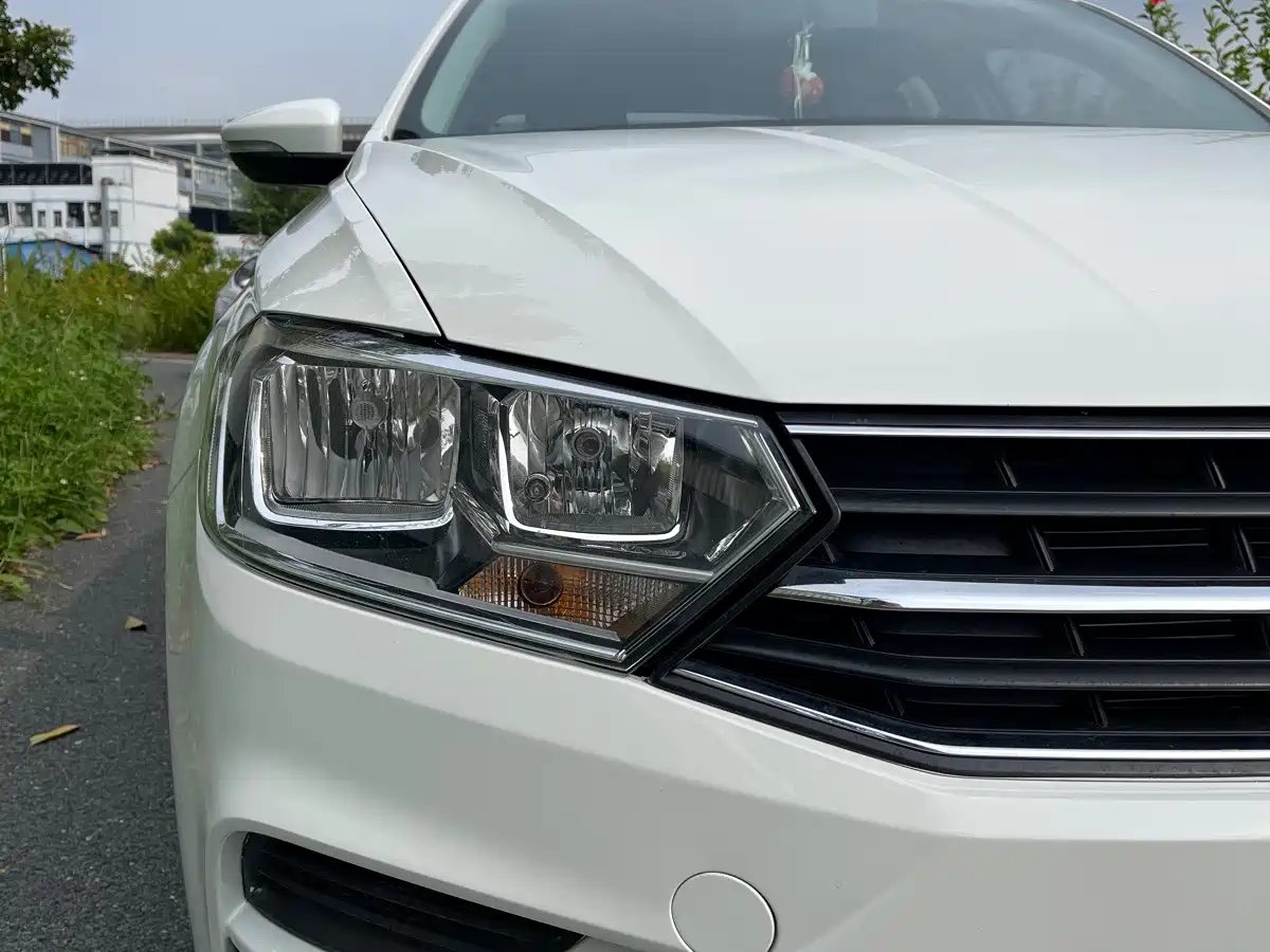 Фото 4 - Volkswagen Bora