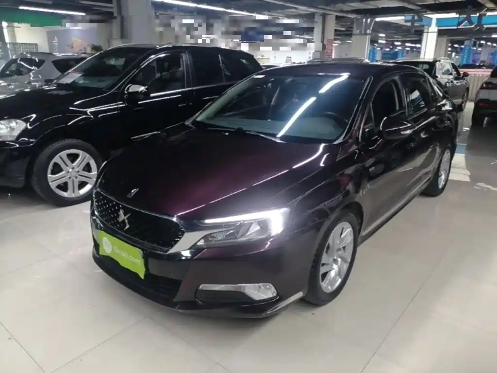 DS 5LS 2018 2016 1.6T Comfort Edition THP160