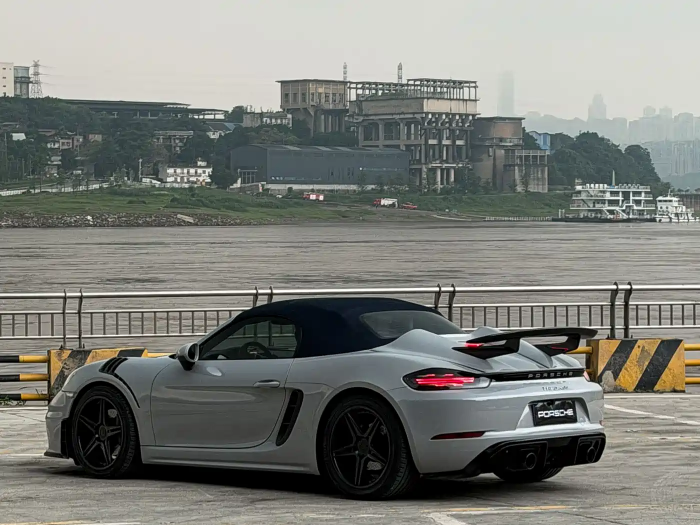 Porsche 718 2016 Boxster 2.0T фото 8