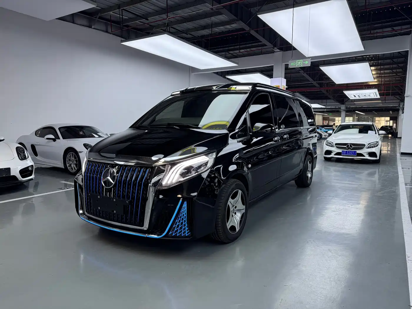 Mercedes-Benz Vito 2020 2.0T Business Edition (7-seater)