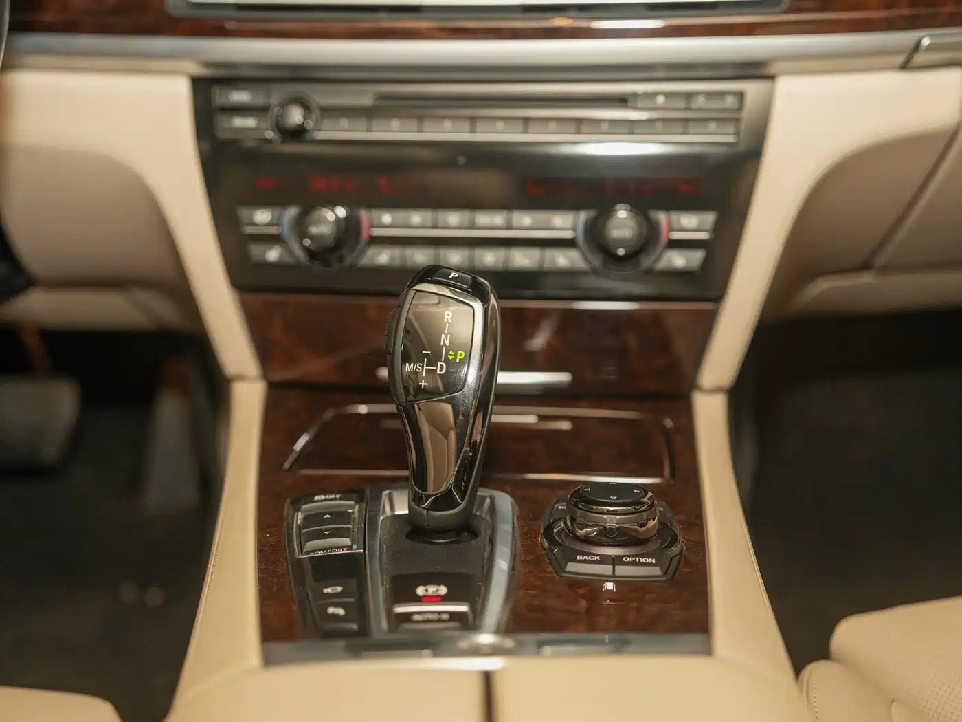BMW 7 Series 2012 760Li 25th Anniversary Limited Edition фото 10