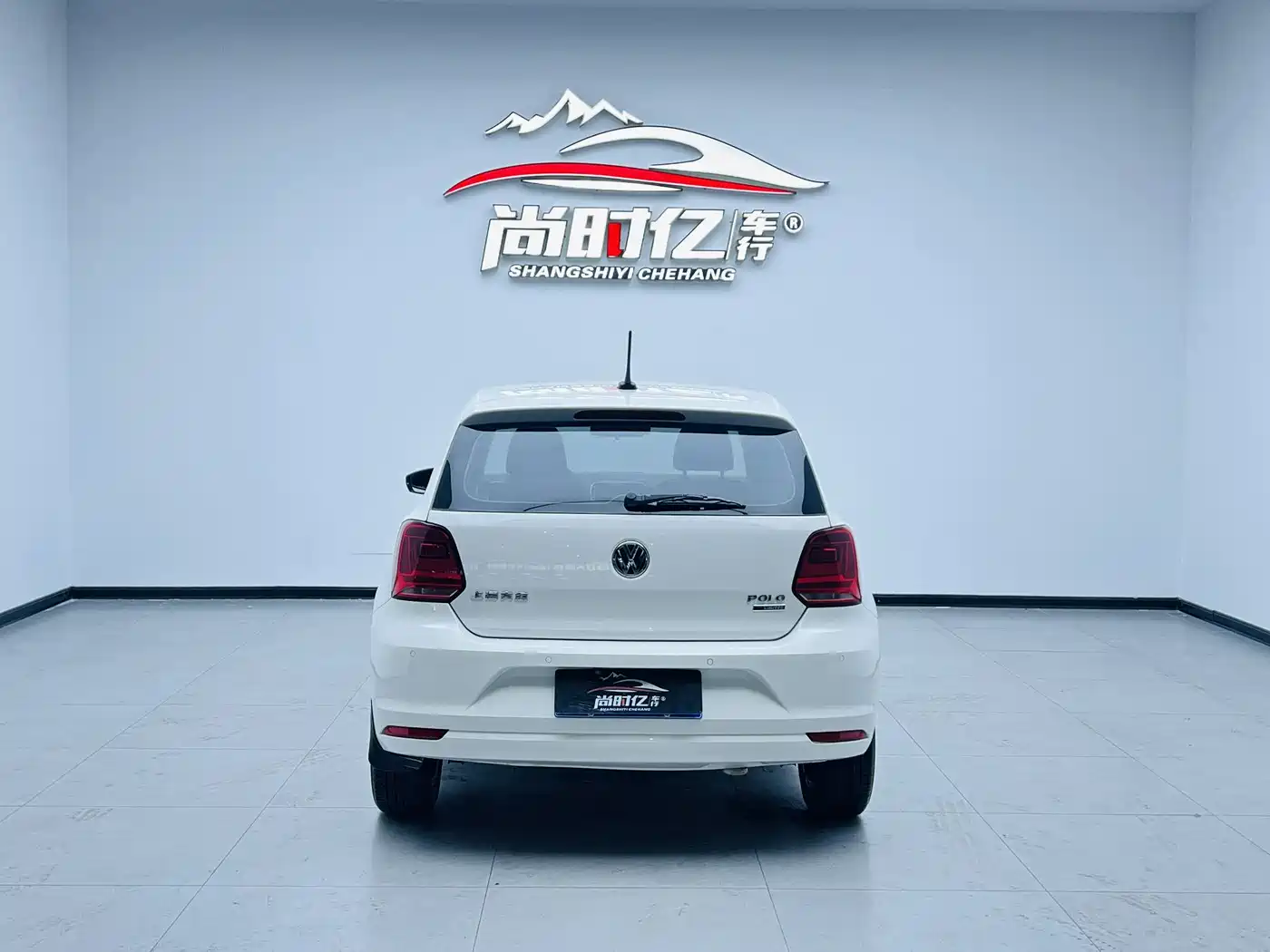 Volkswagen Polo 2014 1.6L Automatic 30th Anniversary Edition фото 5