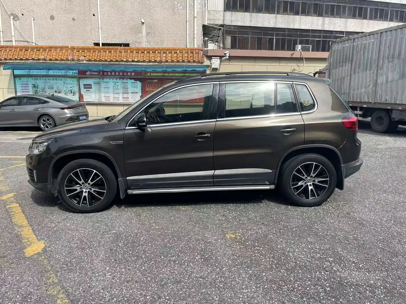 Volkswagen Tiguan 2015 1.8TSI Automatic 2WD Highline фото 8