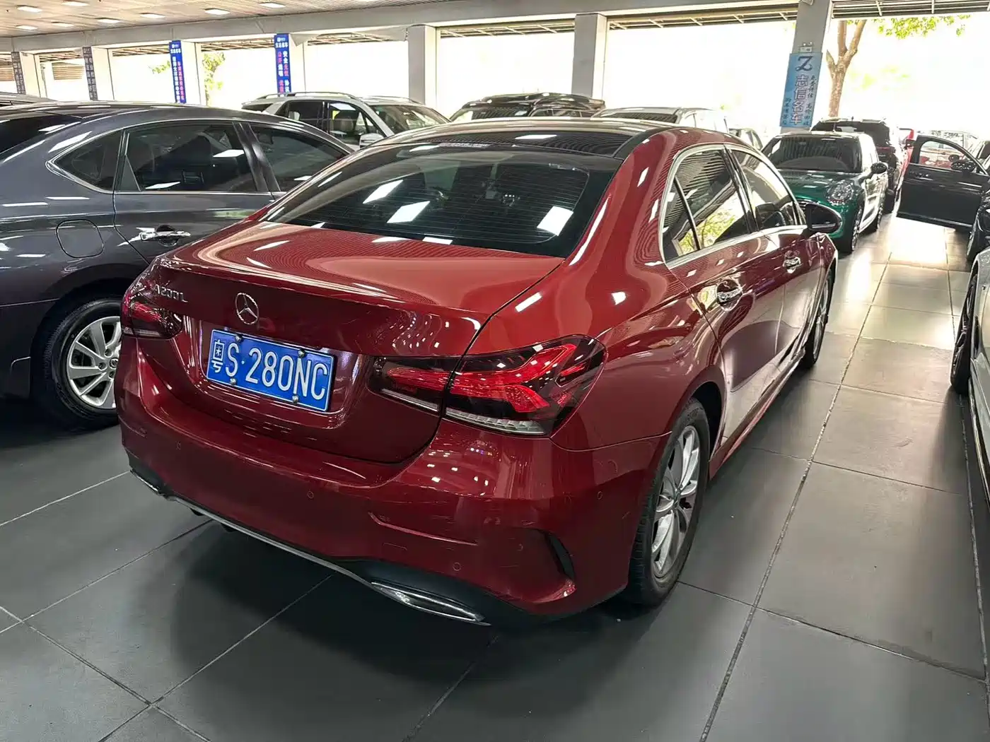 Mercedes-Benz A-Class 2019 A 200 L Sport Sedan фото 14