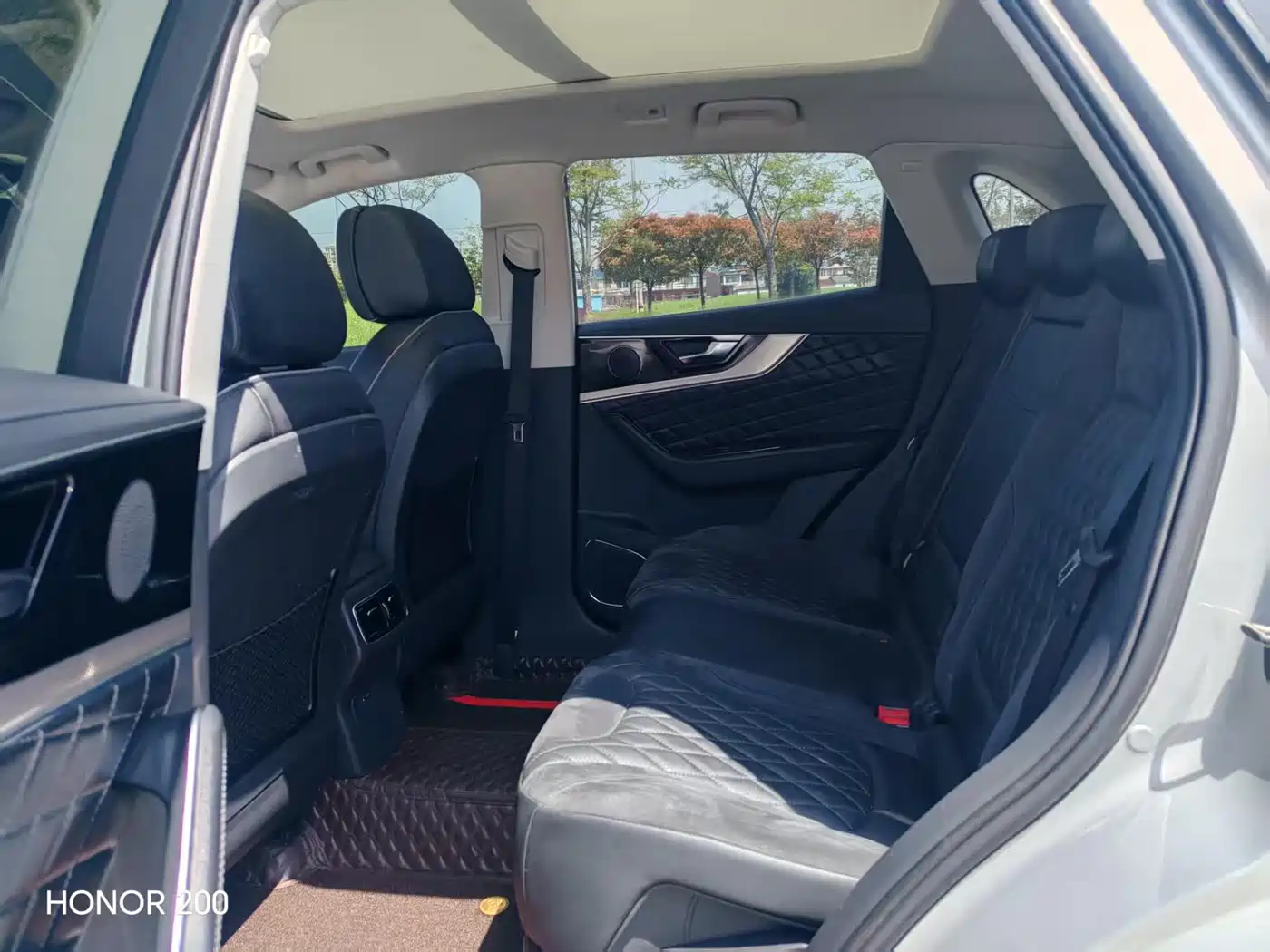 Hongqi HS5 2019 2.0T Smart Connect Enjoy Edition фото 8