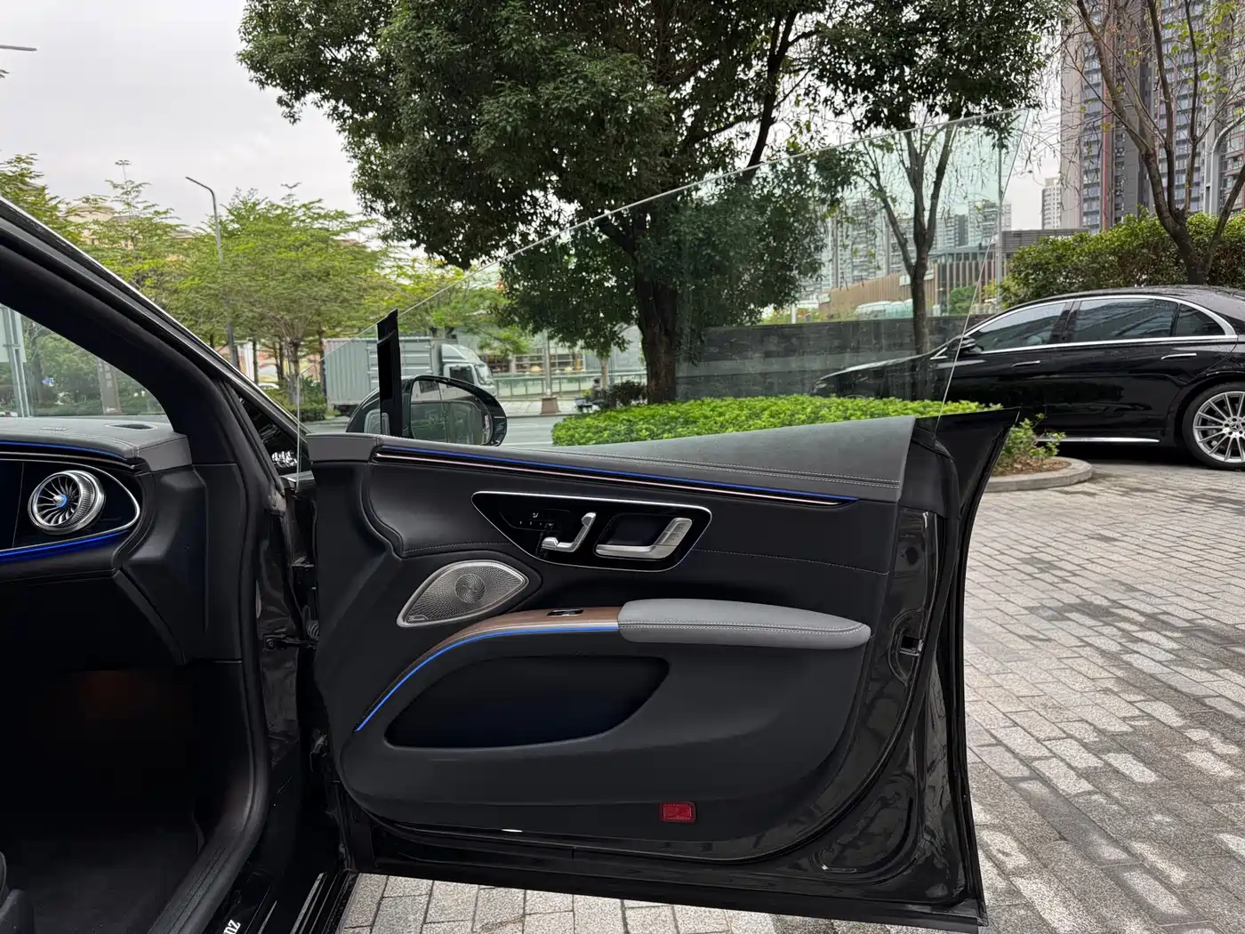 Mercedes-Benz EQS 2023 450+ Pioneer Edition фото 17