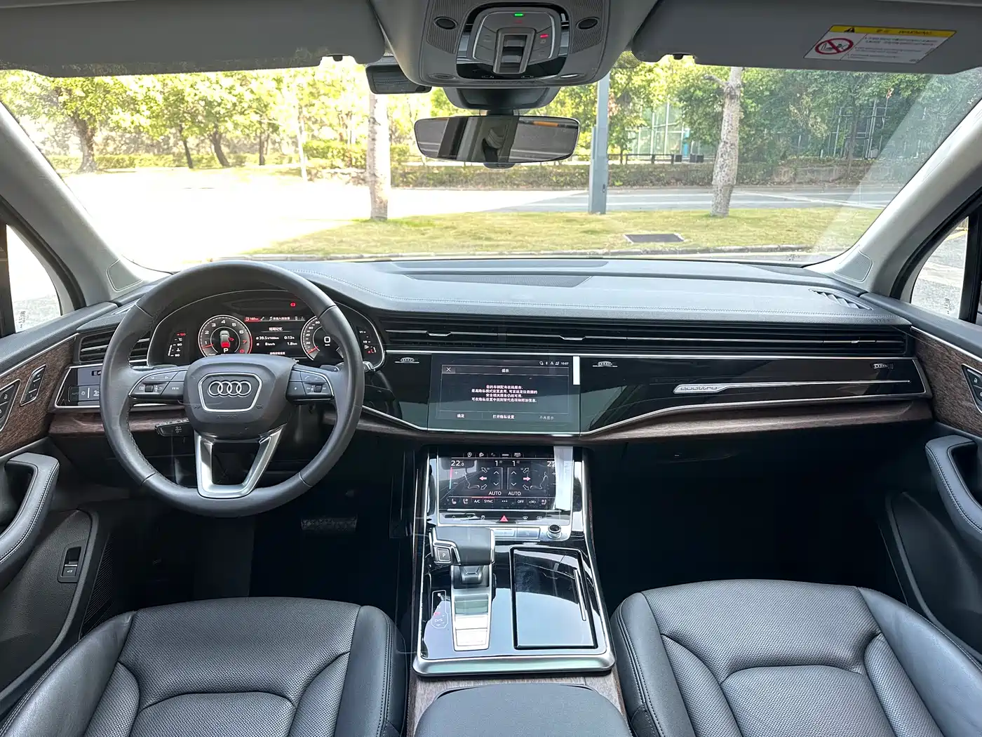 Audi Q7 2023 55 TFSI quattro S line Sport фото 4
