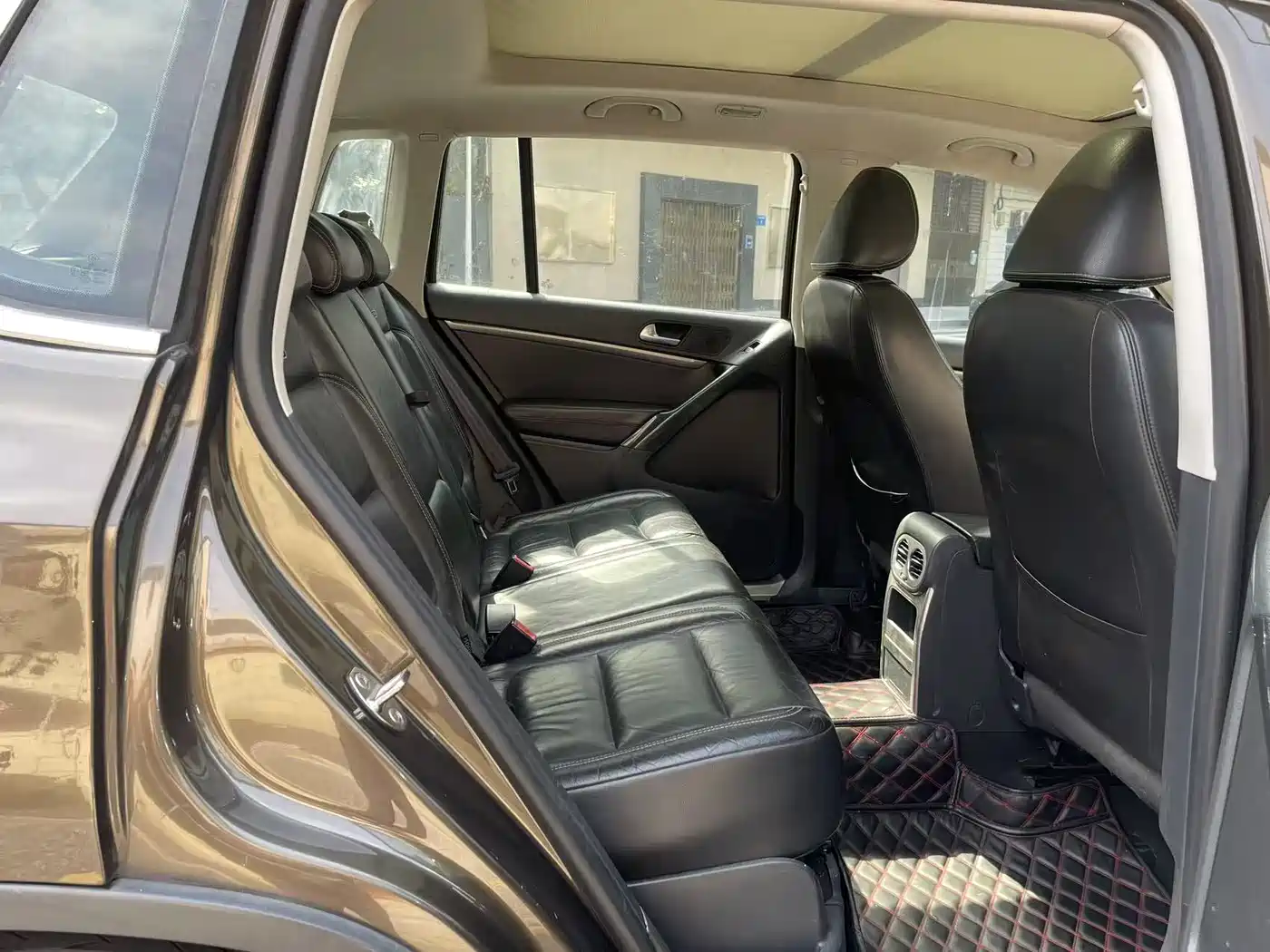 Volkswagen Tiguan 2015 1.8TSI Automatic 2WD Highline фото 11