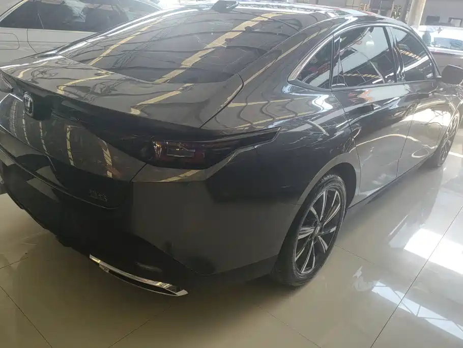Changan Yida 2023 2023 Blue Whale NE 1.5T GDI DCT Premium