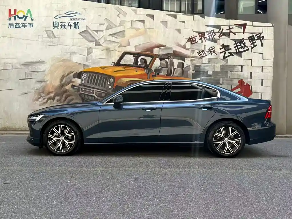 Фото 3 - Volvo S60