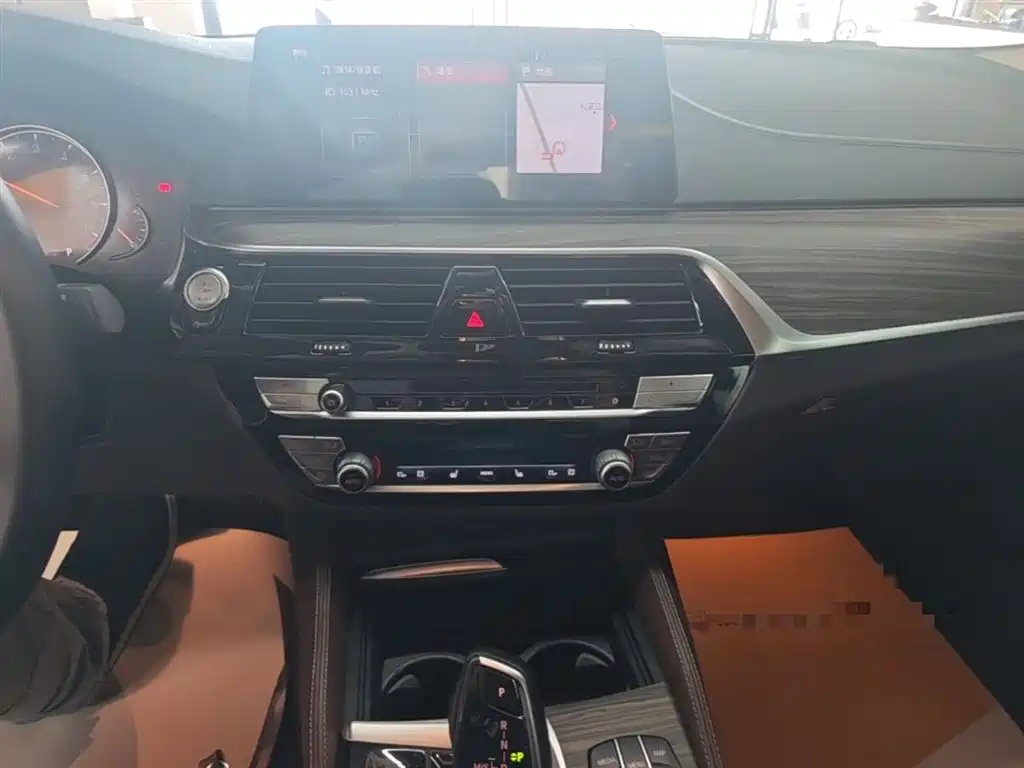 BMW 5 Series 2018 Facelift 530Li Exclusive Luxury Package фото 13