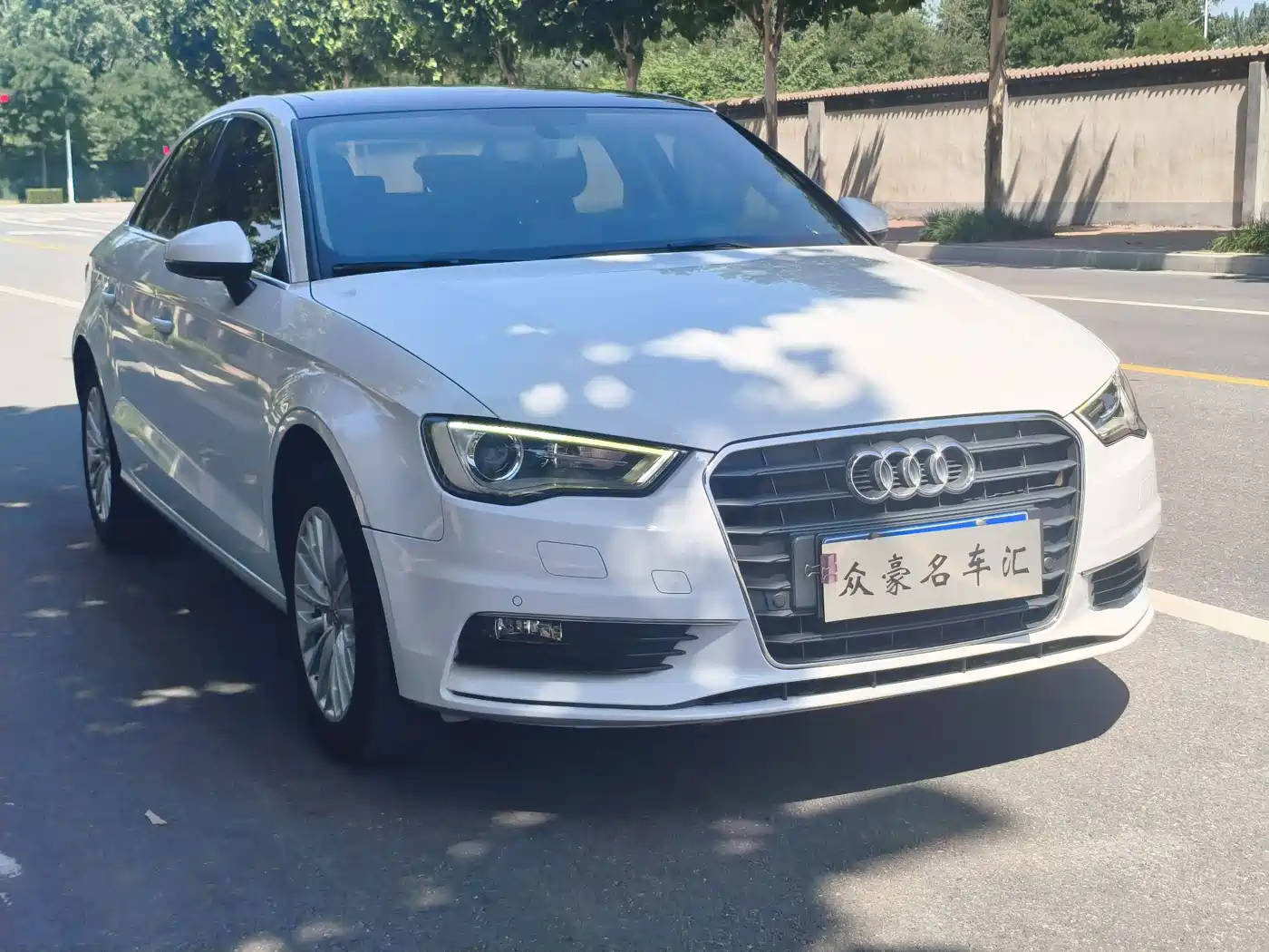 Audi A3 2016 Limousine 35 TFSI Progressive фото 2