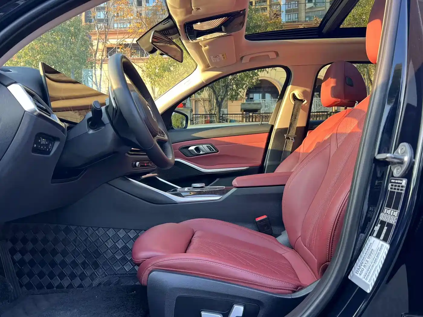 BMW 3 Series 2023 325Li M Sport Package фото 4