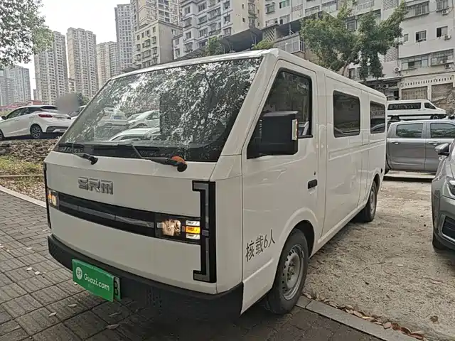 SRM Shineray E3L 标准型6座客车