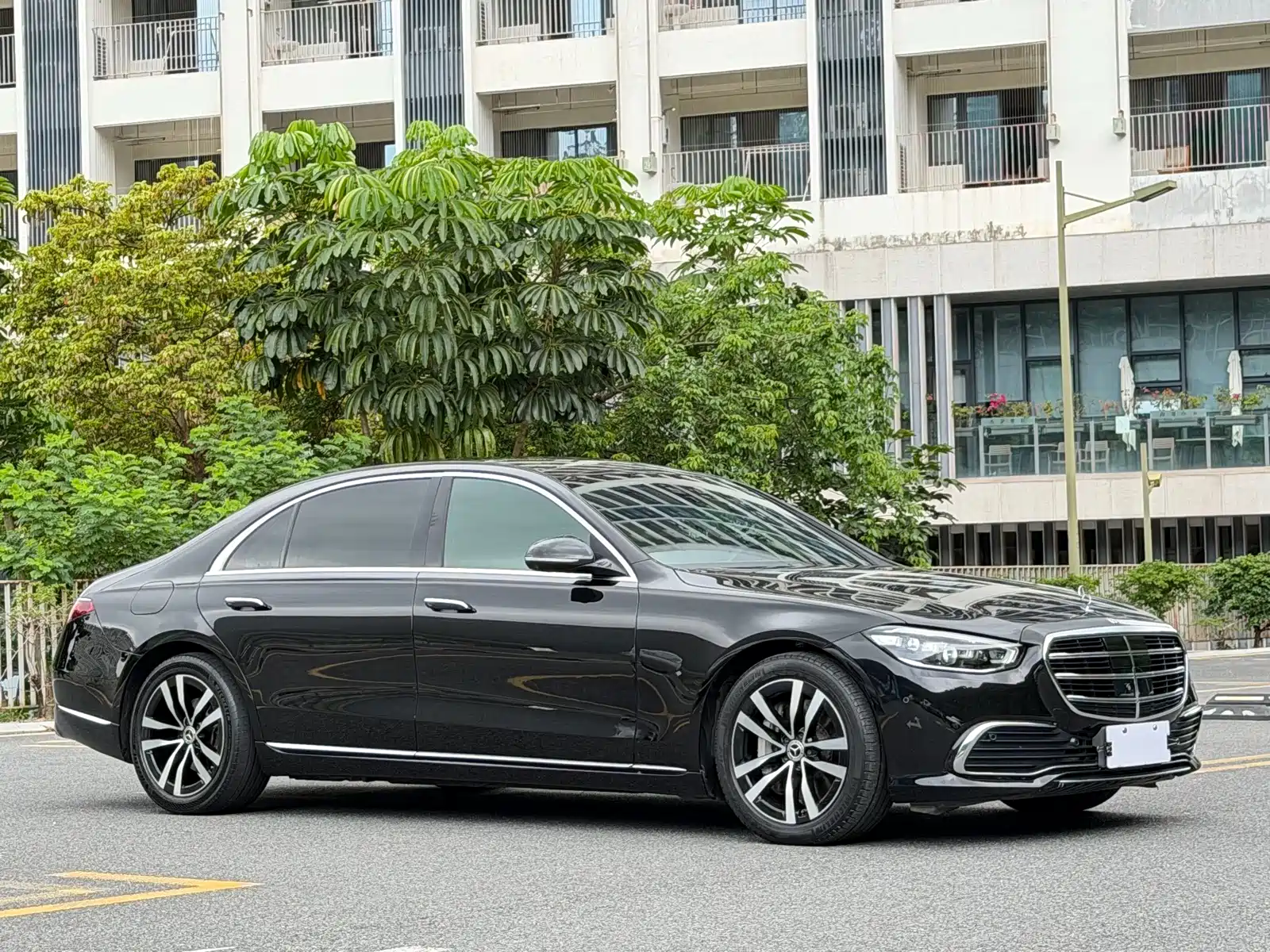 Фото 3 - Mercedes-Benz S-Class