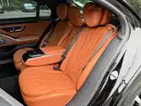 Фото 15 - Mercedes-Benz S-Class