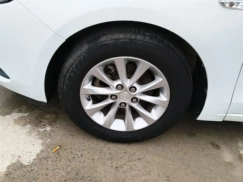 Buick Excelle 2018 15T DCT Progressive (China V) фото 25