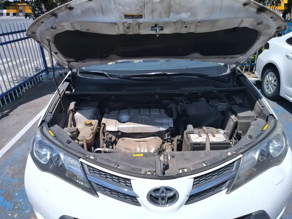 Toyota RAV4 Rongfang 2013 2.5L Auto 4WD Elite фото 20