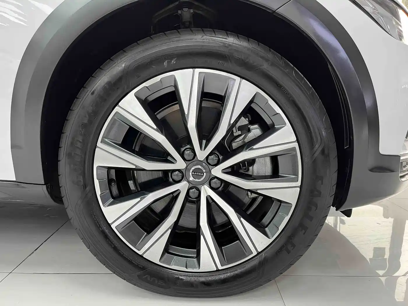Volvo V90 2021 2021 Model Cross Country B5 AWD Smart Edition