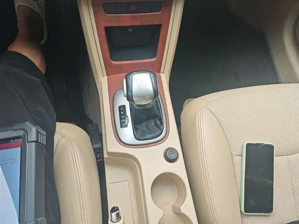 Roewe 350 2015 2014 1.5L Automatic Joy Edition