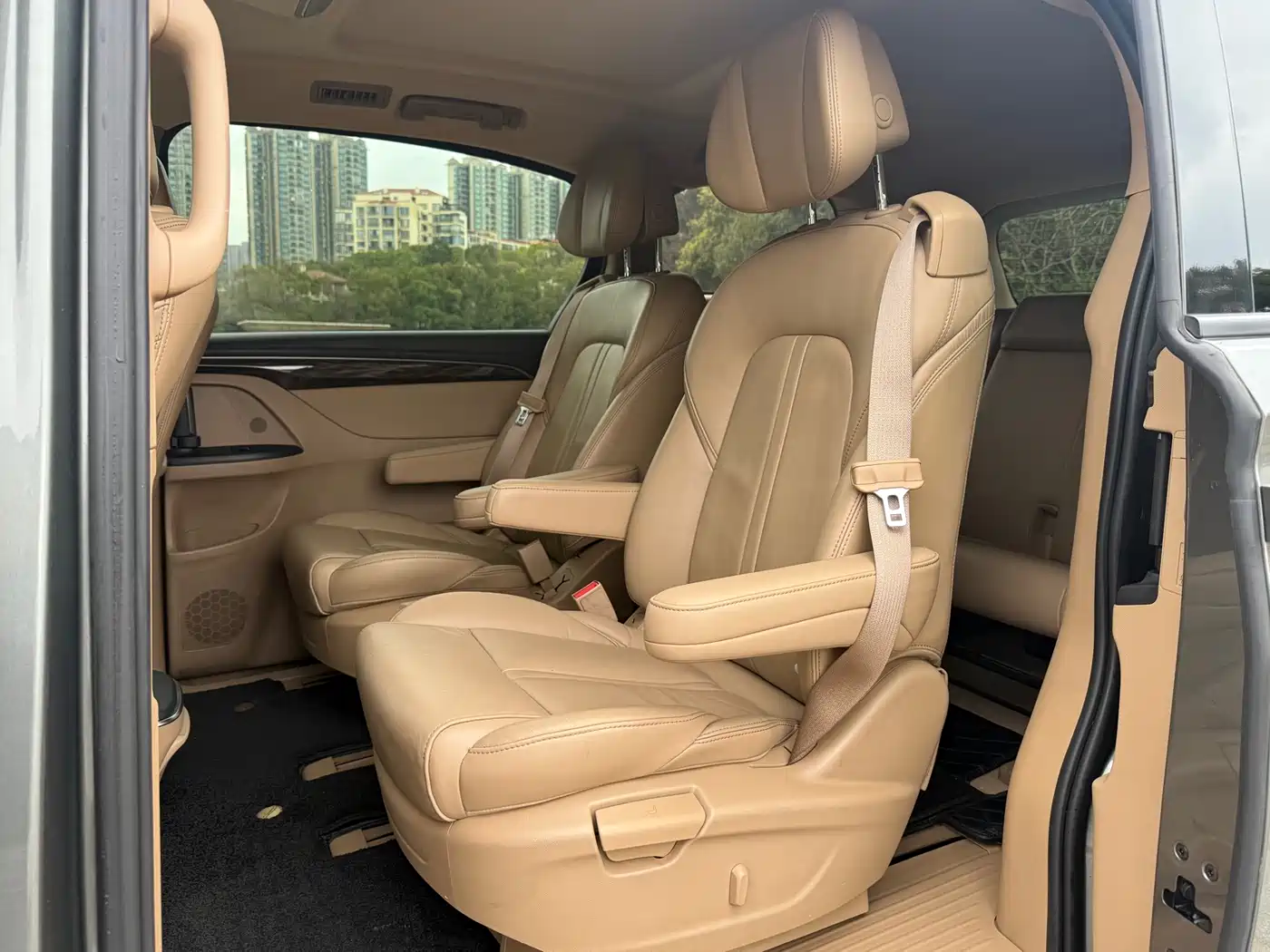Buick GL8 2017 ES 28T Premium China V фото 7