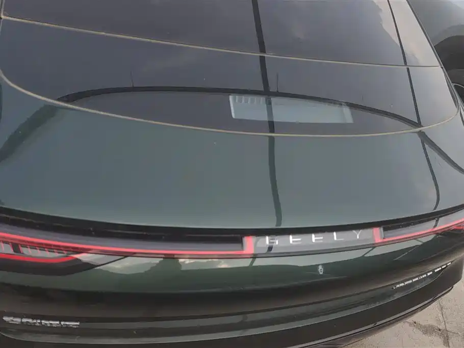 Geely Galaxy Galaxy Xingyao 8 2025 130km EM-P Starship Edition фото 4