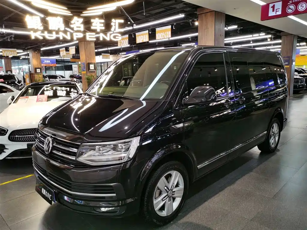 Volkswagen Multivan 2017 2.0TSI AWD Premium Edition 7-Seater