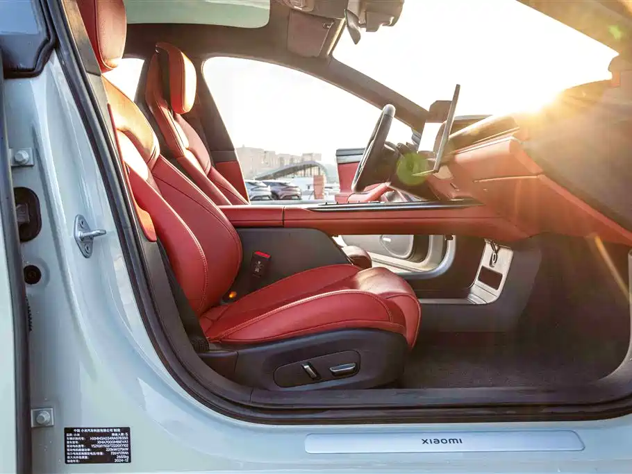 XIAOMI CAR XIAOMI SU7