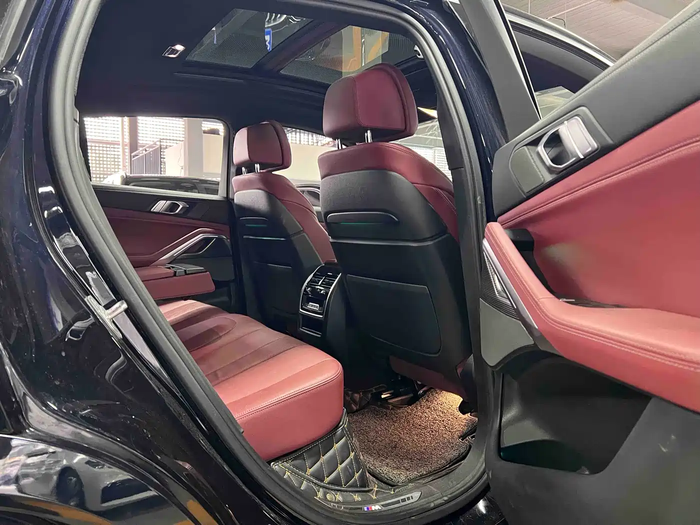 BMW X6 2020 xDrive40i Exclusive M Sport Package фото 6