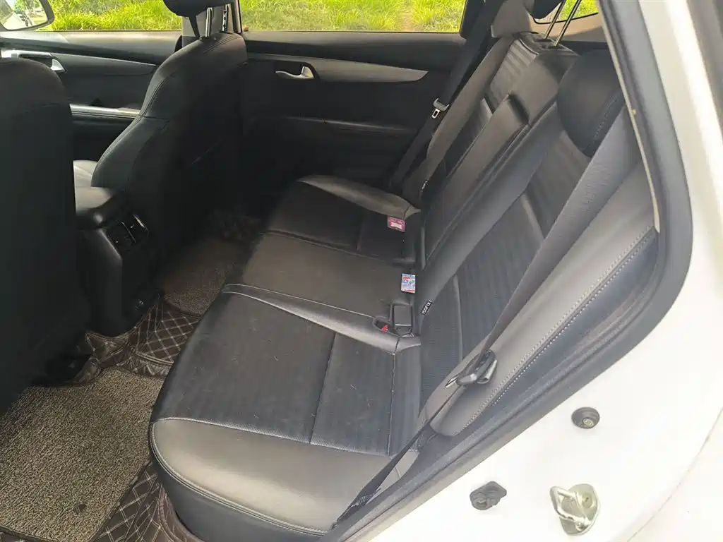 Kia Sportage 2019 2.0L Automatic Smart Luxury Edition фото 15