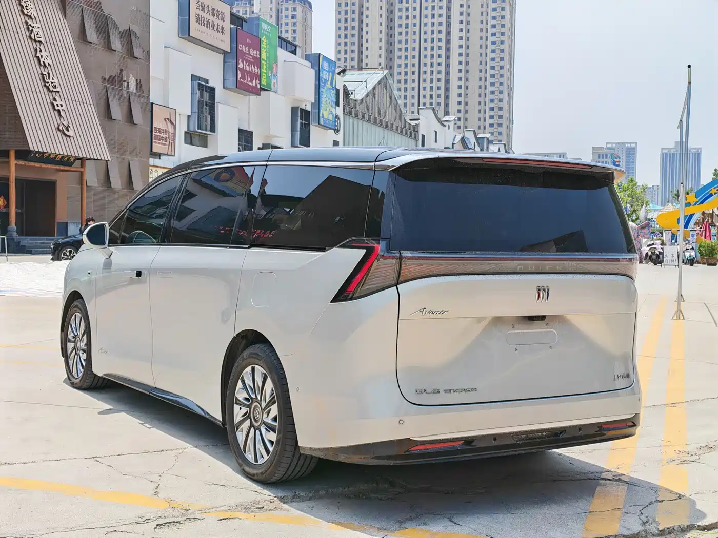 Buick Zhijing Shijia 2026 Model PHEV Base Version фото 6