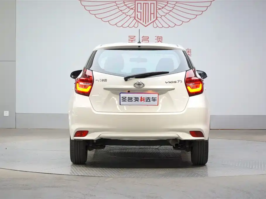 Toyota Vios FS 2021 1.5L CVT Fengchi Edition фото 5
