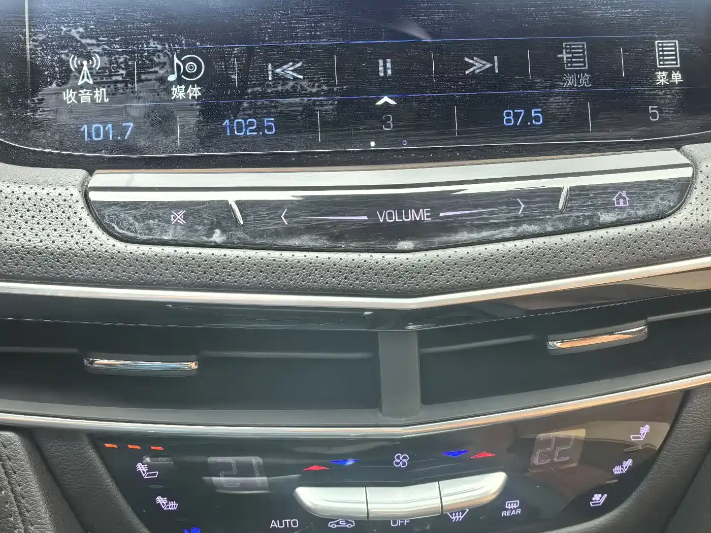 Cadillac CT6 2016 28T Leading фото 14