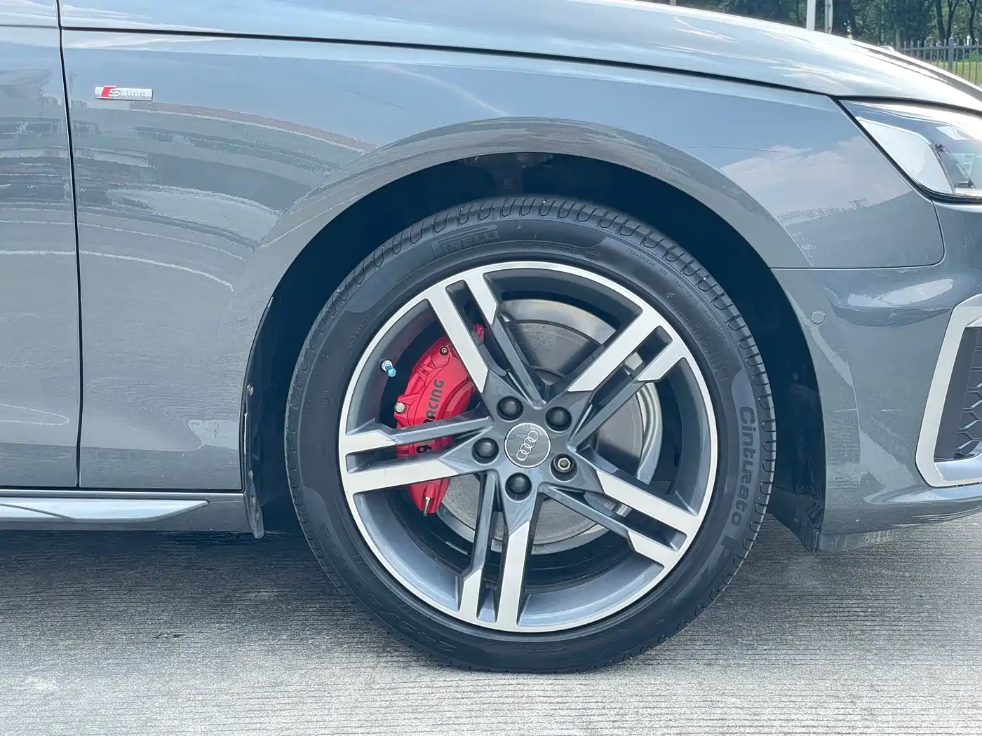 Audi A4L 2020 40 TFSI Fashion Dynamic Edition фото 6