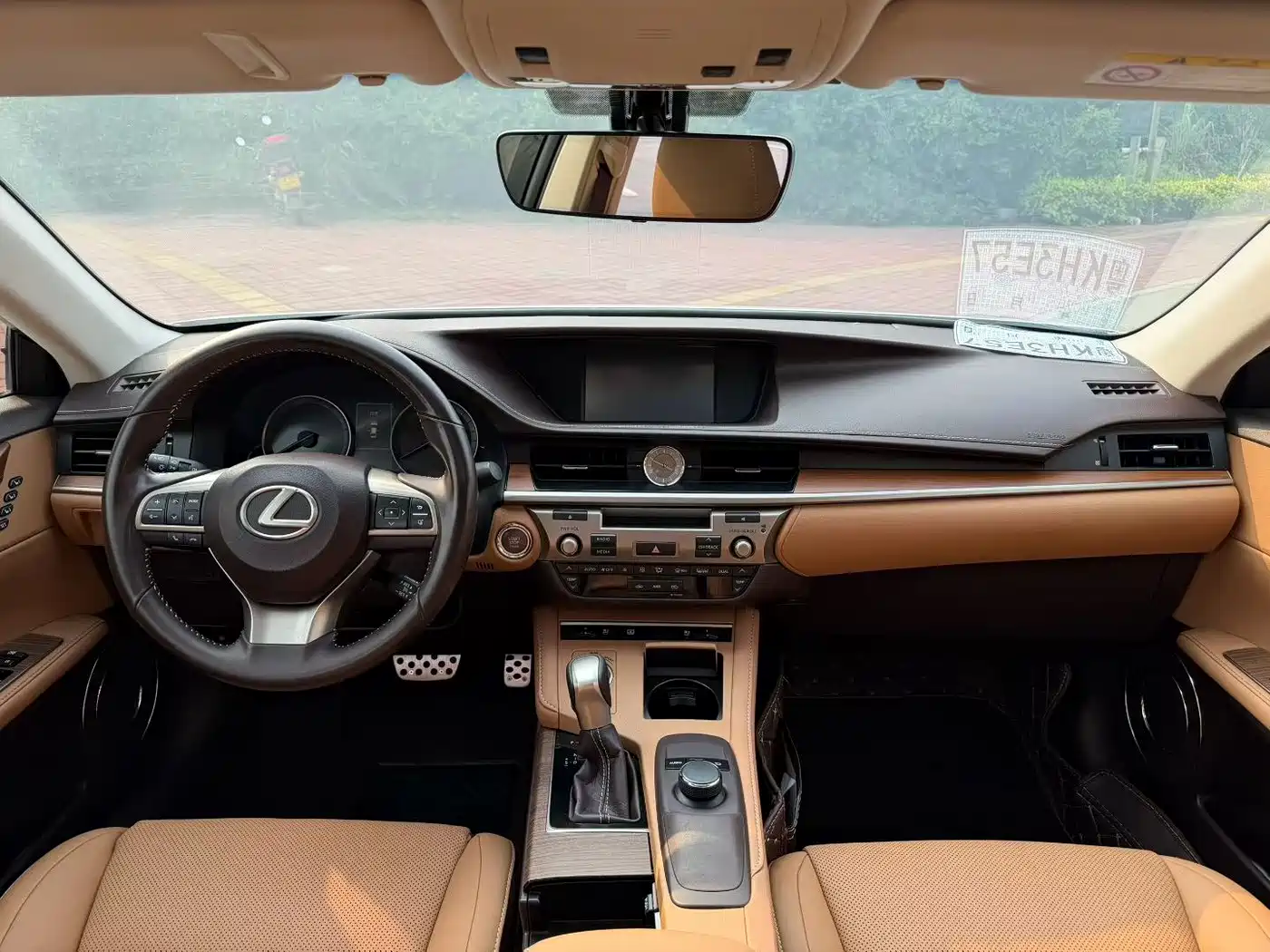 Lexus ES 2015 250 Elegance Edition фото 5