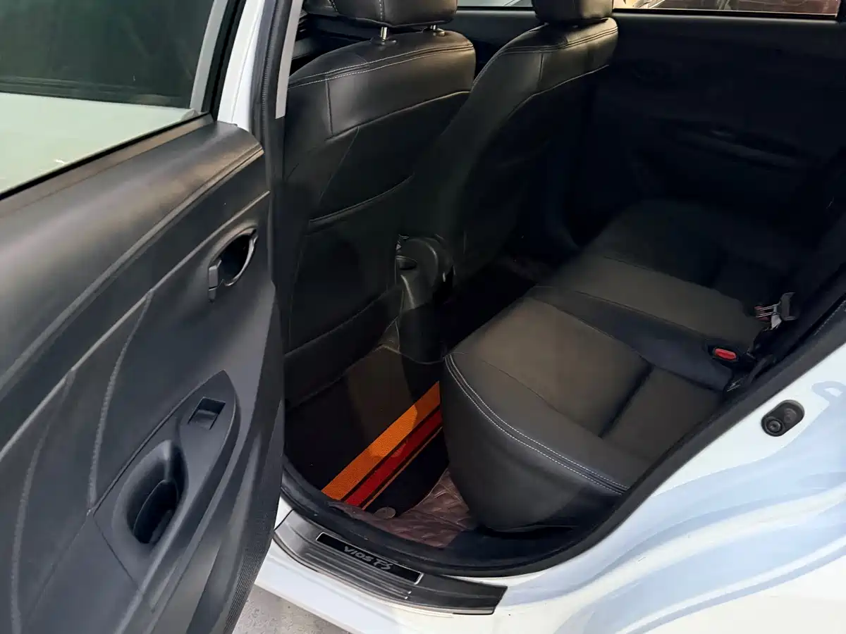 Toyota Vios FS 2019 1.5L CVT Fengchi Edition фото 8