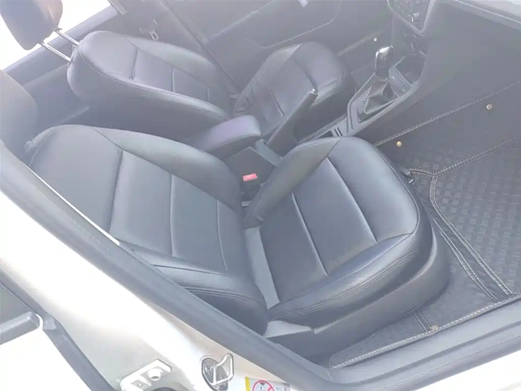 Volkswagen Lavida Tour 2017 1.6L Automatic Trend Edition фото 25