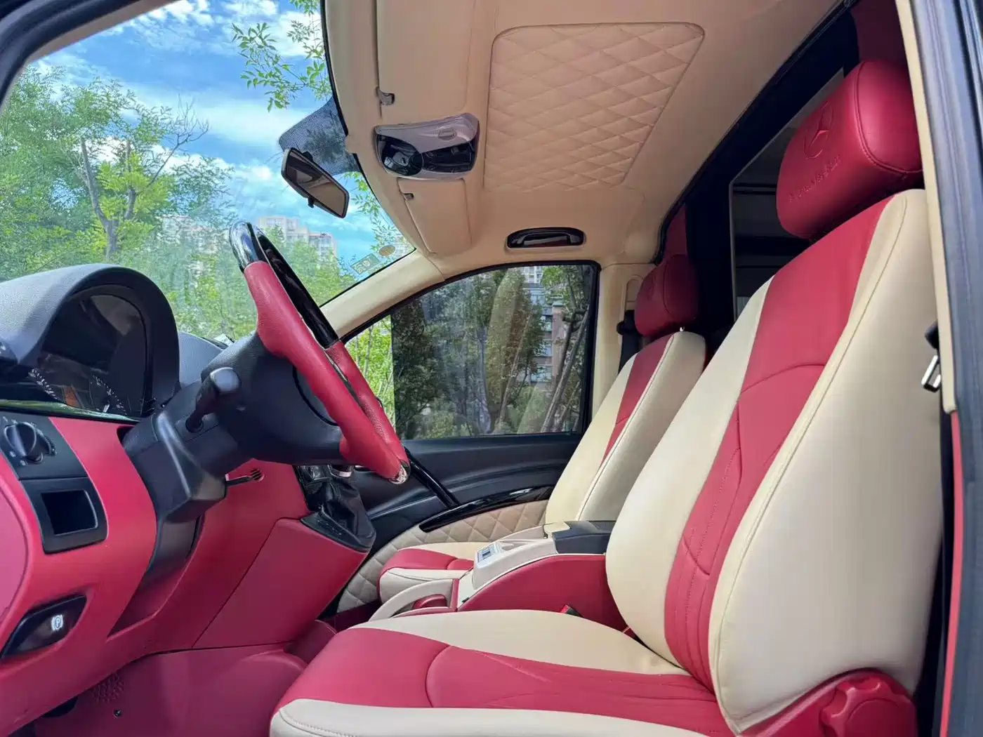 Mercedes-Benz Vito 2013 Model 3.0L Elite Edition фото 17