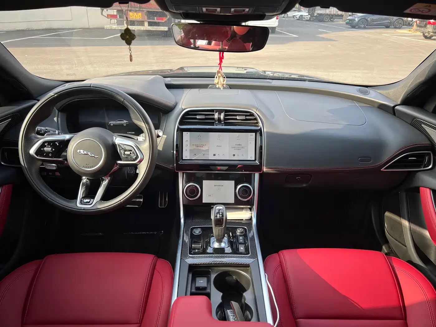 Jaguar XEL 2024 Model 2.0T 250PS R-DYNAMIC S Gloss Black Sport Edition фото 13