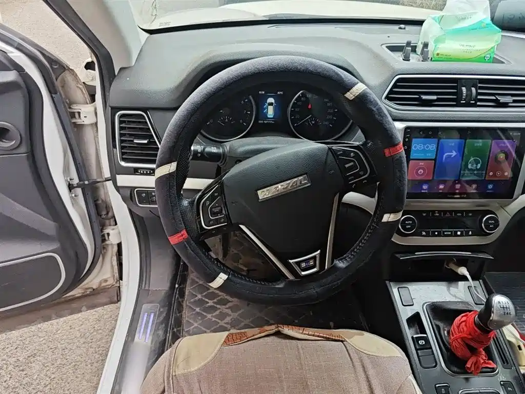 Haval H6 Coupe 2015 Model Blue Label 2.0T Manual 2WD Urban фото 7