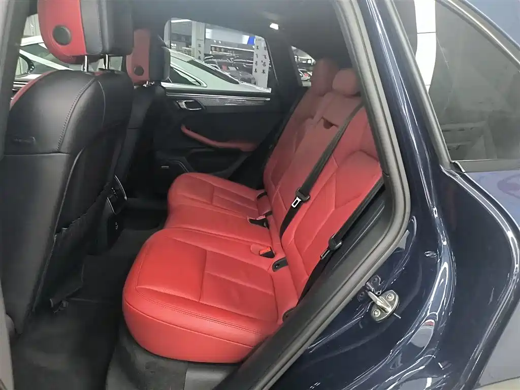 Porsche Macan 2021 Macan 2.0T фото 16