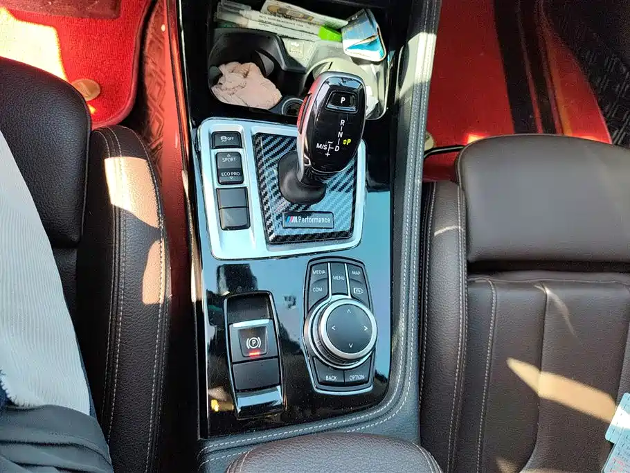 BMW 1 Series 2021 125i M Sport Black Night Edition фото 16