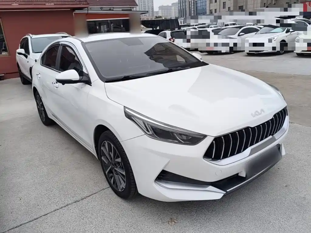Фото 4 - Kia K3