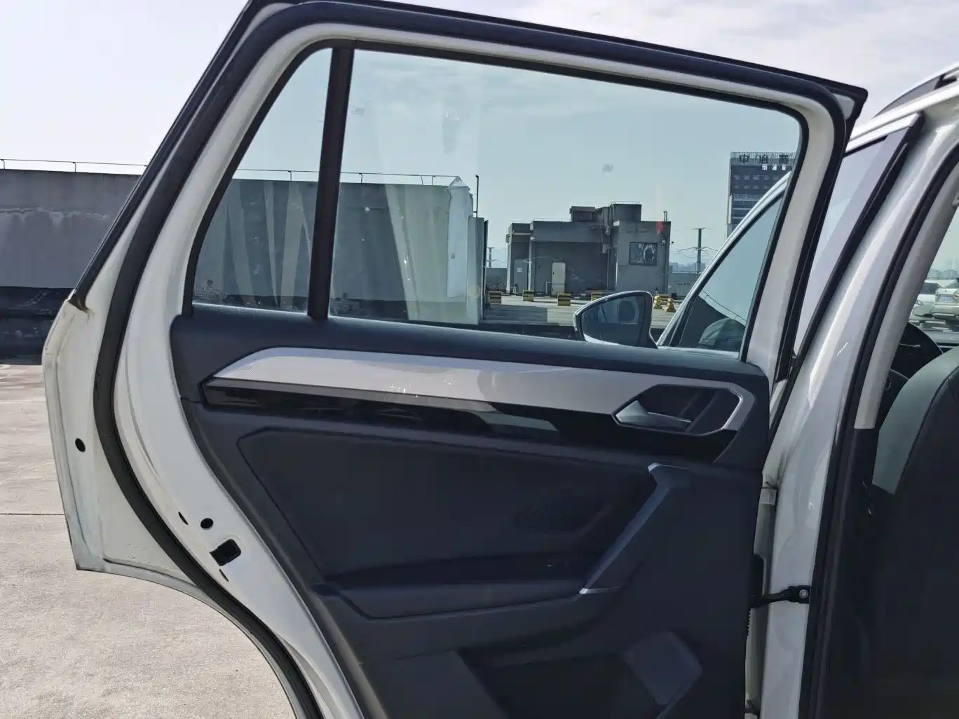 Volkswagen Tayron 2019 330TSI 2WD Luxury China VI фото 8