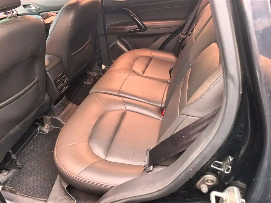 GAC Trumpchi Trumpchi GS4 2017 200T G-DCT 2WD Elite фото 17