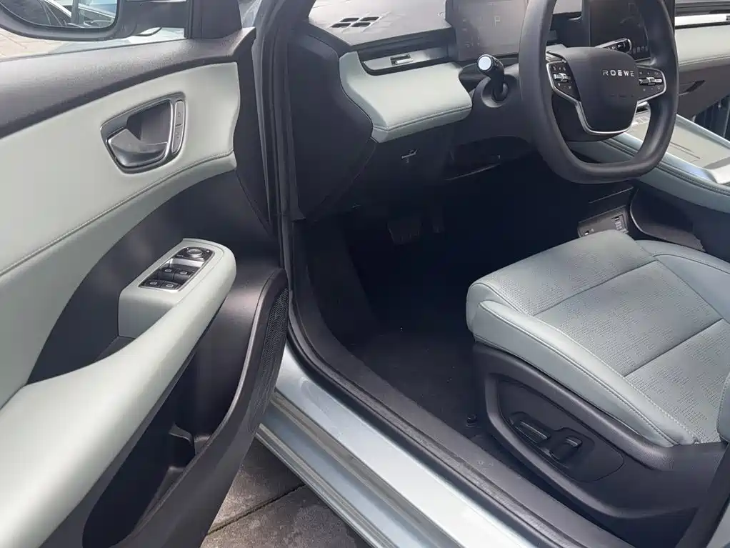 Roewe D6 2025 2025 520km Smart Edition
